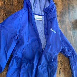 XS boys light Columbia rain jacket